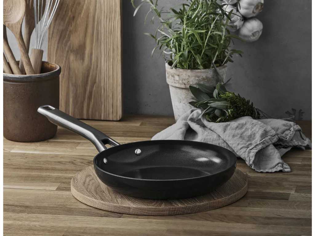 Pillivuyt Stegepande Gourmet Blavet 24 cm, Sort