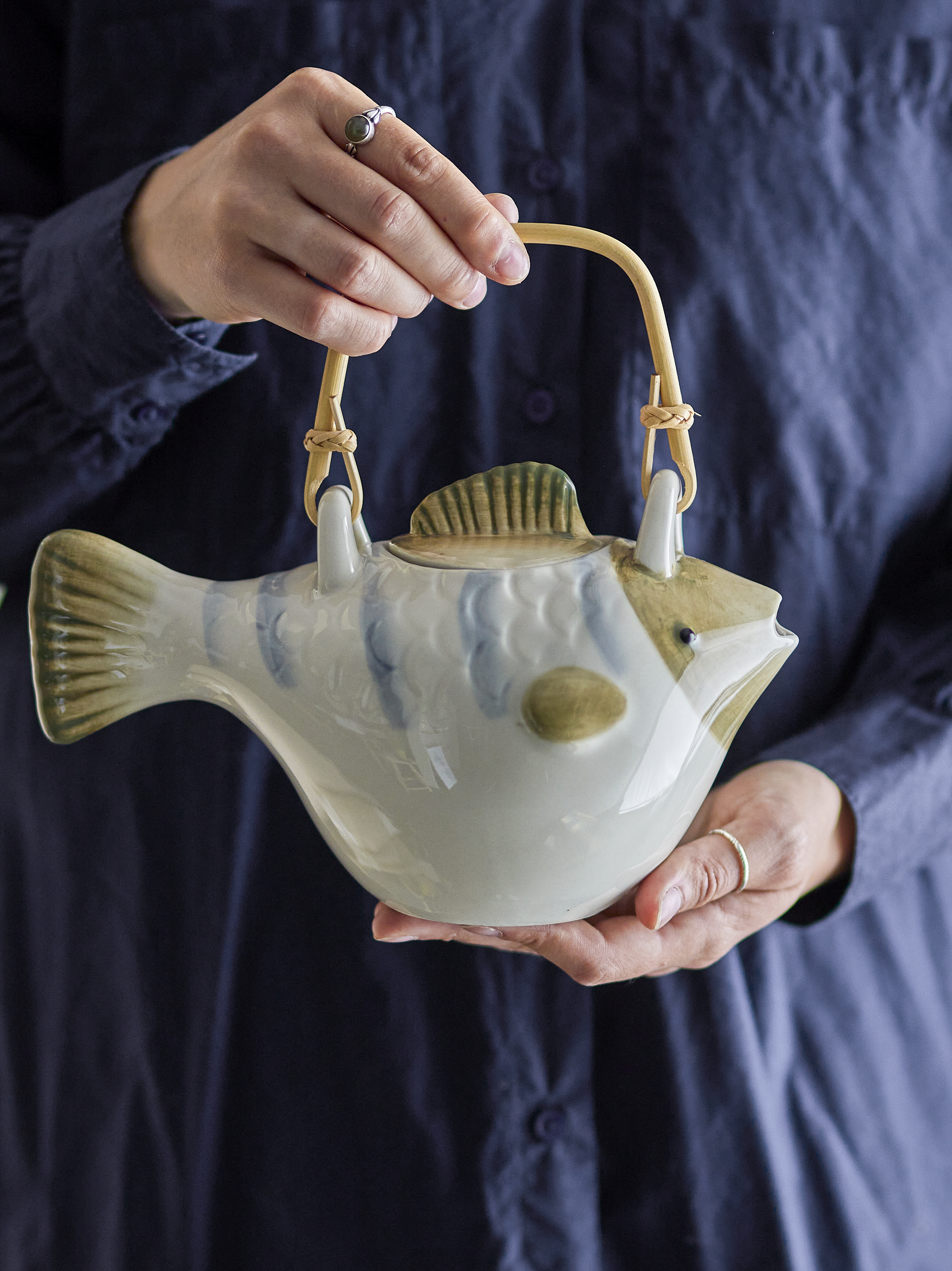Wrenna Tekande med tesi, Grå, Stentøj, L24xH13,5xB13 cm