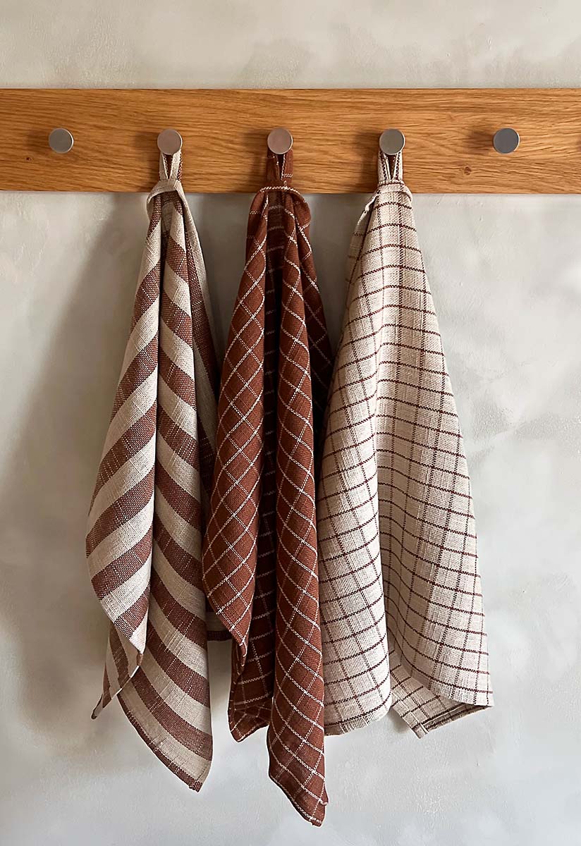 MOUD Home NORDIC viskestykke - brun/sand tern