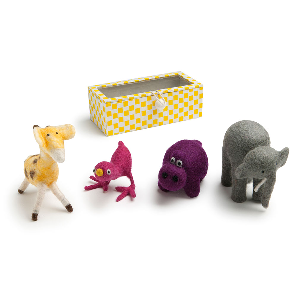 Store dyr i gaveæske, æske med 4 stk. Store dyr i gaveæske, æske med 4 stk.