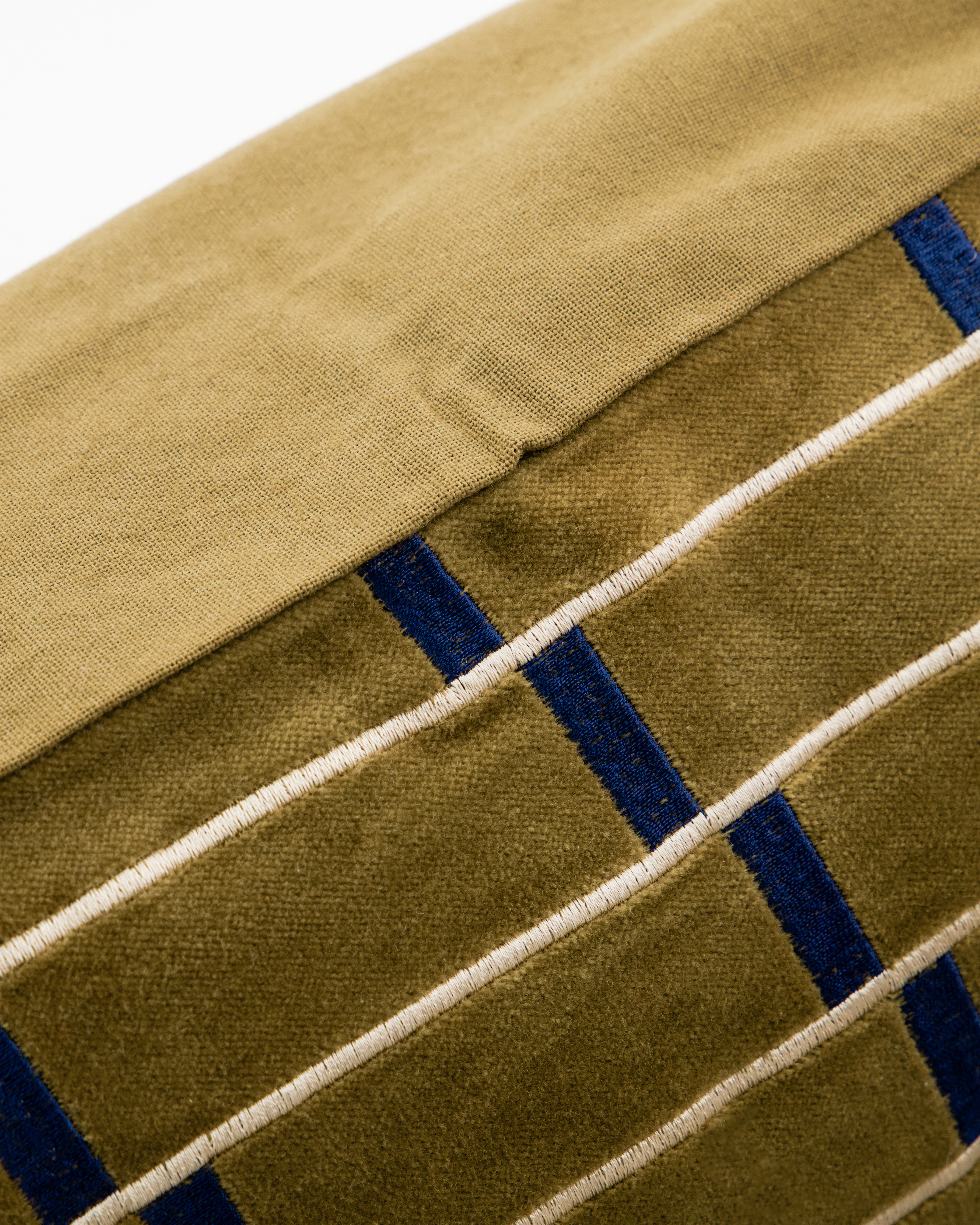 Pudebetræk, Gona, Amber