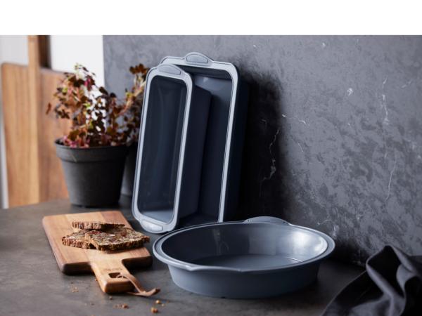 By Tareq Taylor Pecan Bradepande 28 x 21 x 6,3 cm Indigo