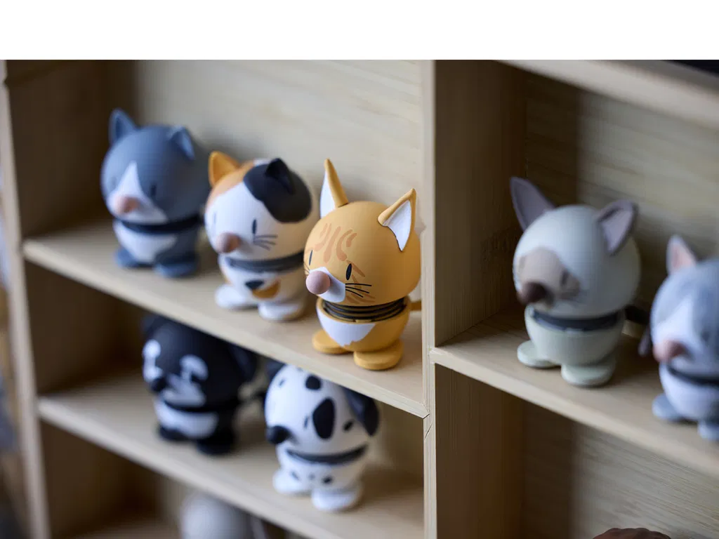 Hoptimist Blue American Shorthair Kat, 4,3x4,2x5,3 cm, Mini, Blå