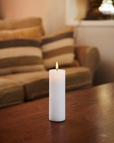 Sirius - Sille Genopladelig Bloklys, Ø5x15 cm, Hvid