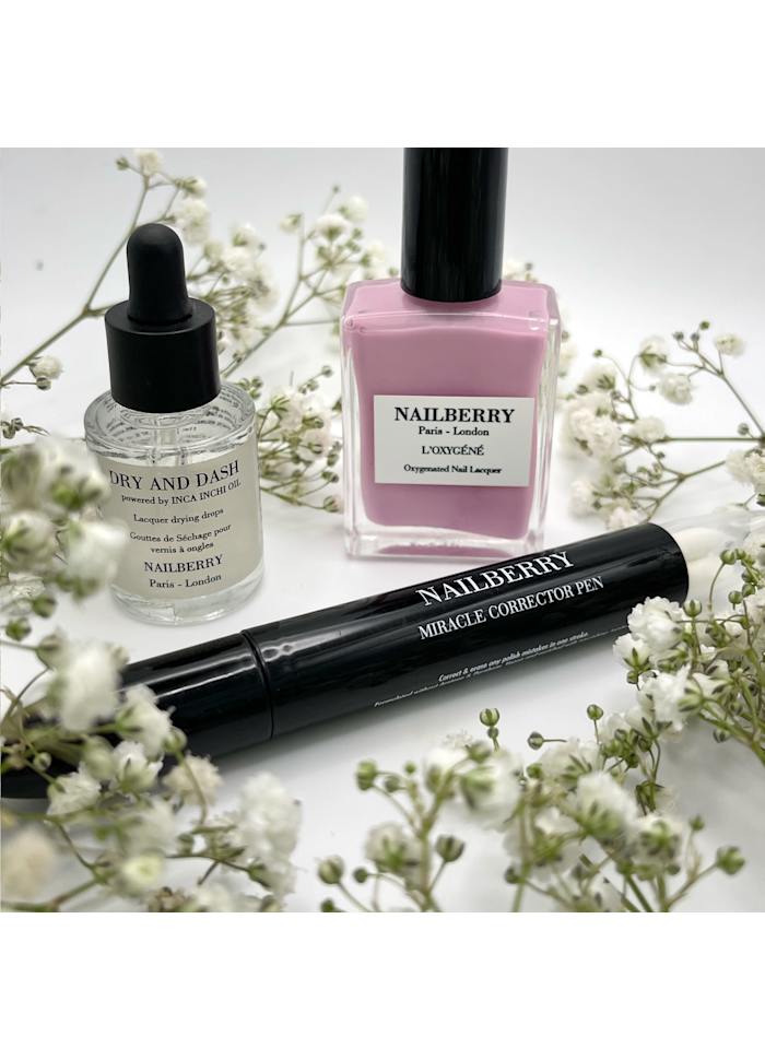 NAILBERRY Miracle Corrector Pen