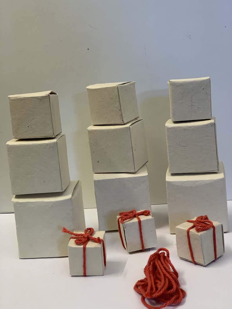 Papir gaveæsker, 3, 4, 5 og 6 cm, 3 sæt* Papir gaveæsker, 3, 4, 5 og 6 cm, 3 sæt*