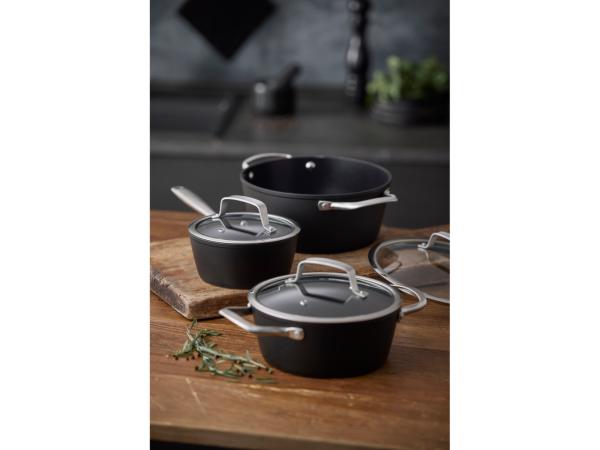 Pillivuyt Gourmet Travo Gryde med glaslåg Dia 24 cm 3,8 liter Sort