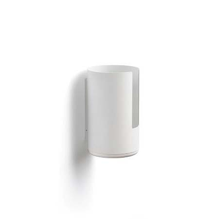 Se ZONE Denmark - Zone Rim Toiletpapiropbevaring til væg Dia 13,2 x 21,8 cm White hos Rikki Tikki Shop