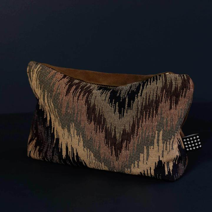 Venus kosmetikpung, 14x23 cm, brun* Venus kosmetikpung, 14x23 cm, brun*