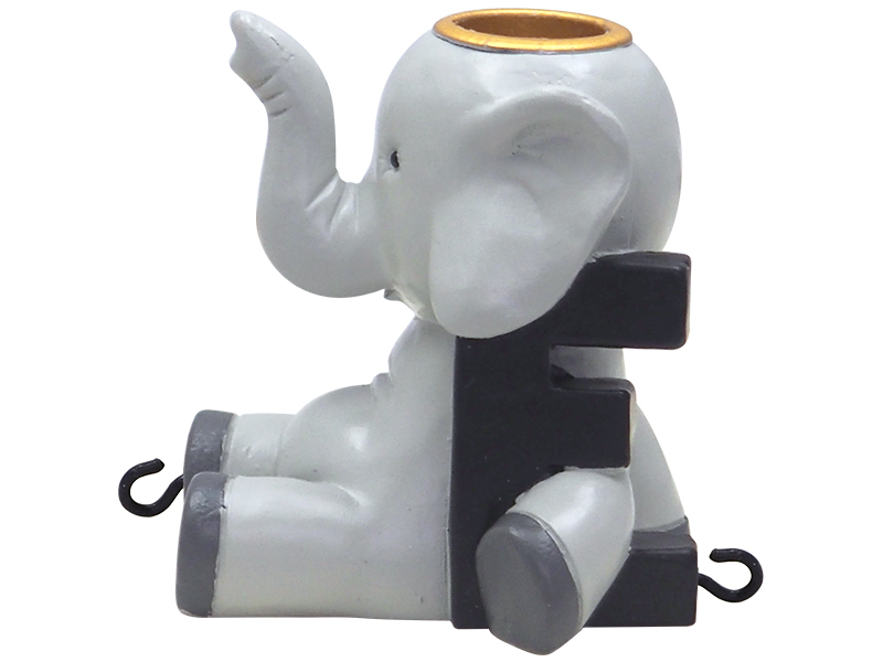 E bogstav med elefant til navnetog E bogstav med elefant til navnetog