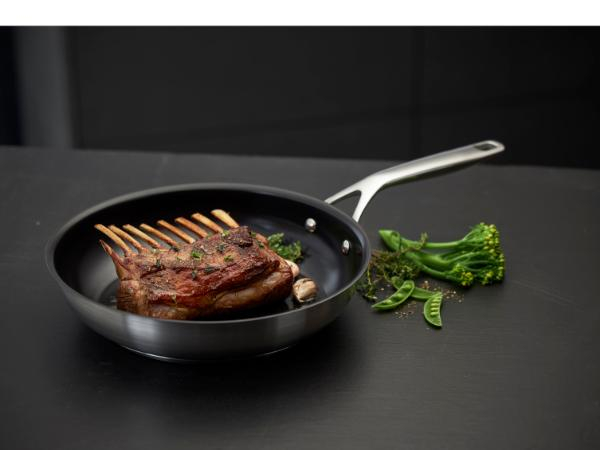 Morsø 79NORD Stegepande keramisk non-stick Dia 28 cm Stål Morsø 79NORD Stegepande keramisk non-stick Dia 28 cm Stål