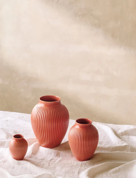 Knabstrup vase H 12.5 cm ripple coral Knabstrup vase H 12.5 cm ripple coral