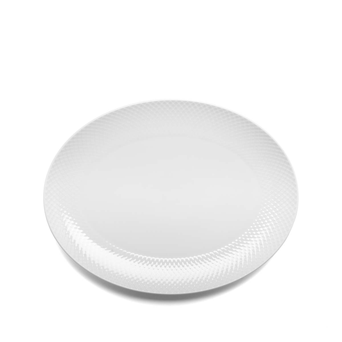 Se Lyngby Porcelæn Rhombe Ovalt serveringsfad 35x26,5 cm hvid hos Rikki Tikki Shop