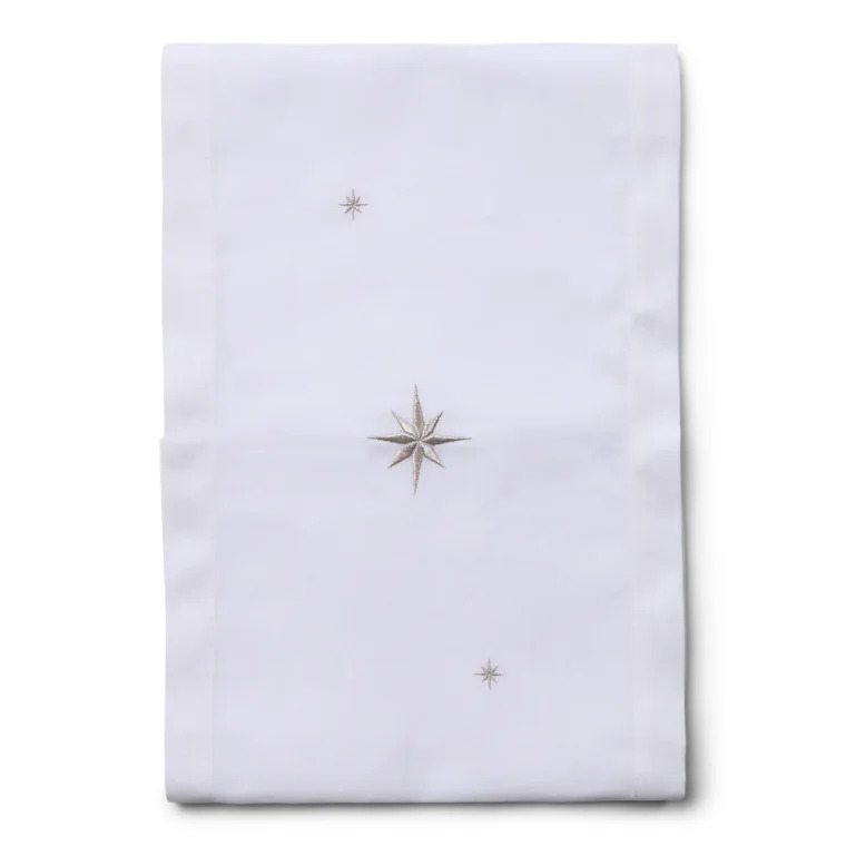 Langkilde & Søn -  Hvid bordløber med broderede sølvstjerner