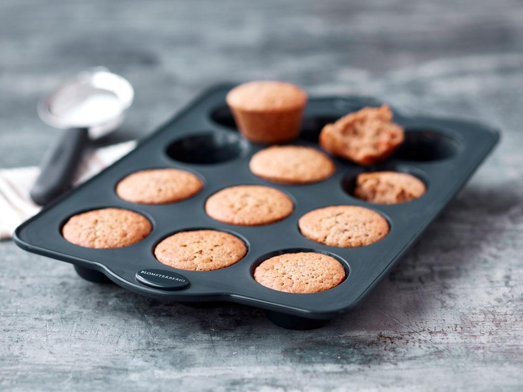 Blomsterberg - s Muffinform 12 huller. grå