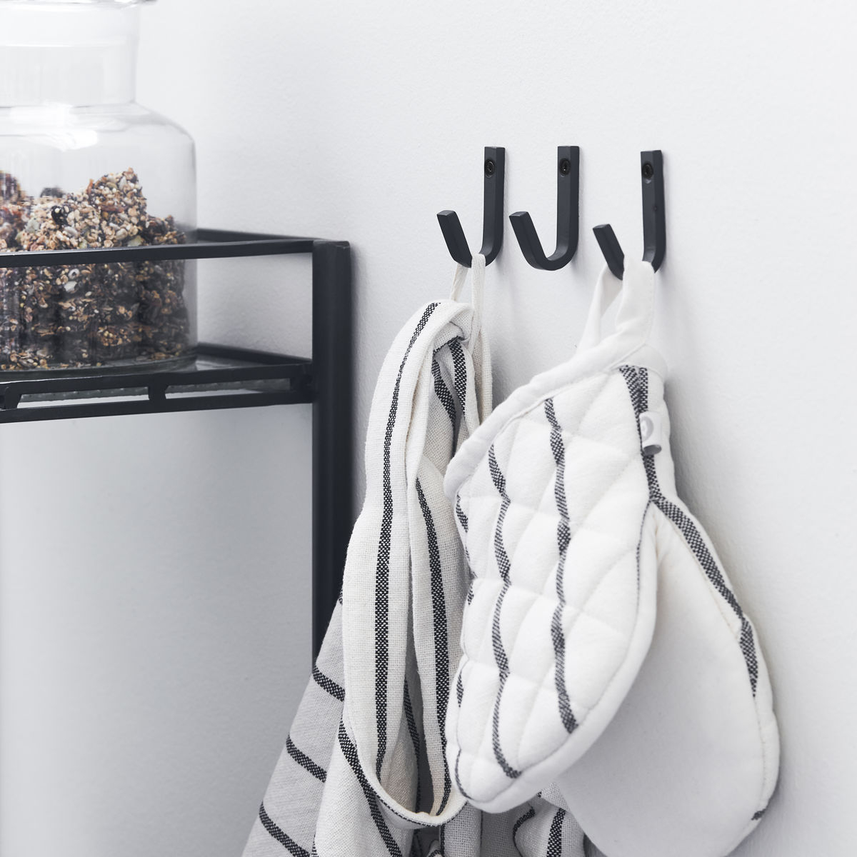 Knage, Bath, 5 cm, Sort 3 stk* Knage, Bath, 5 cm, Sort 3 stk*