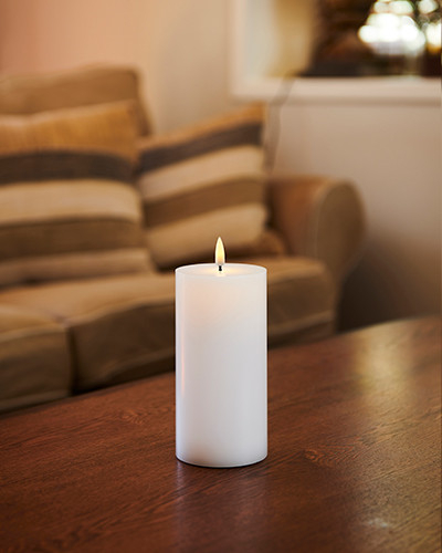 Sirius Sille Kalenderlys Hvid - Ø 7,5 cm - H 15 cm