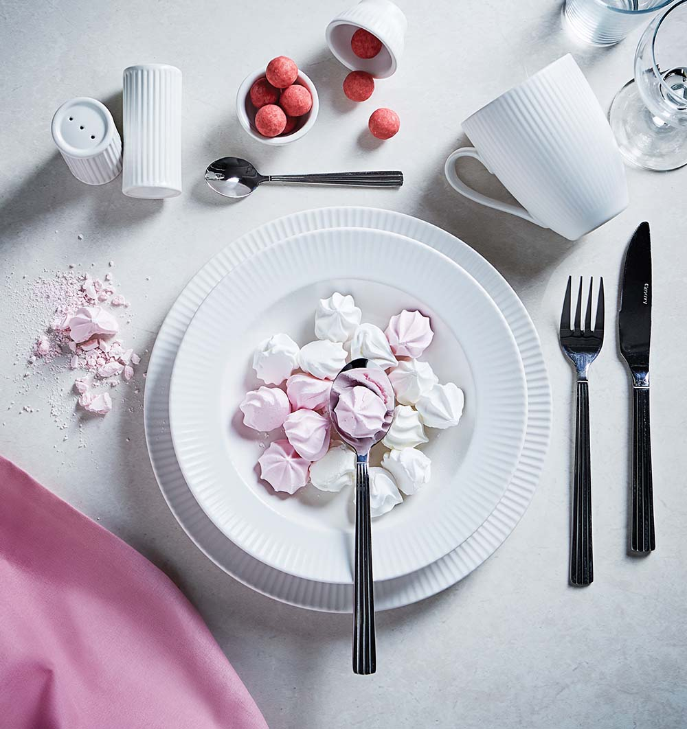 Groovy Stentøj Æggebæger 4 stk, hvid Groovy Stentøj Æggebæger 4 stk, hvid