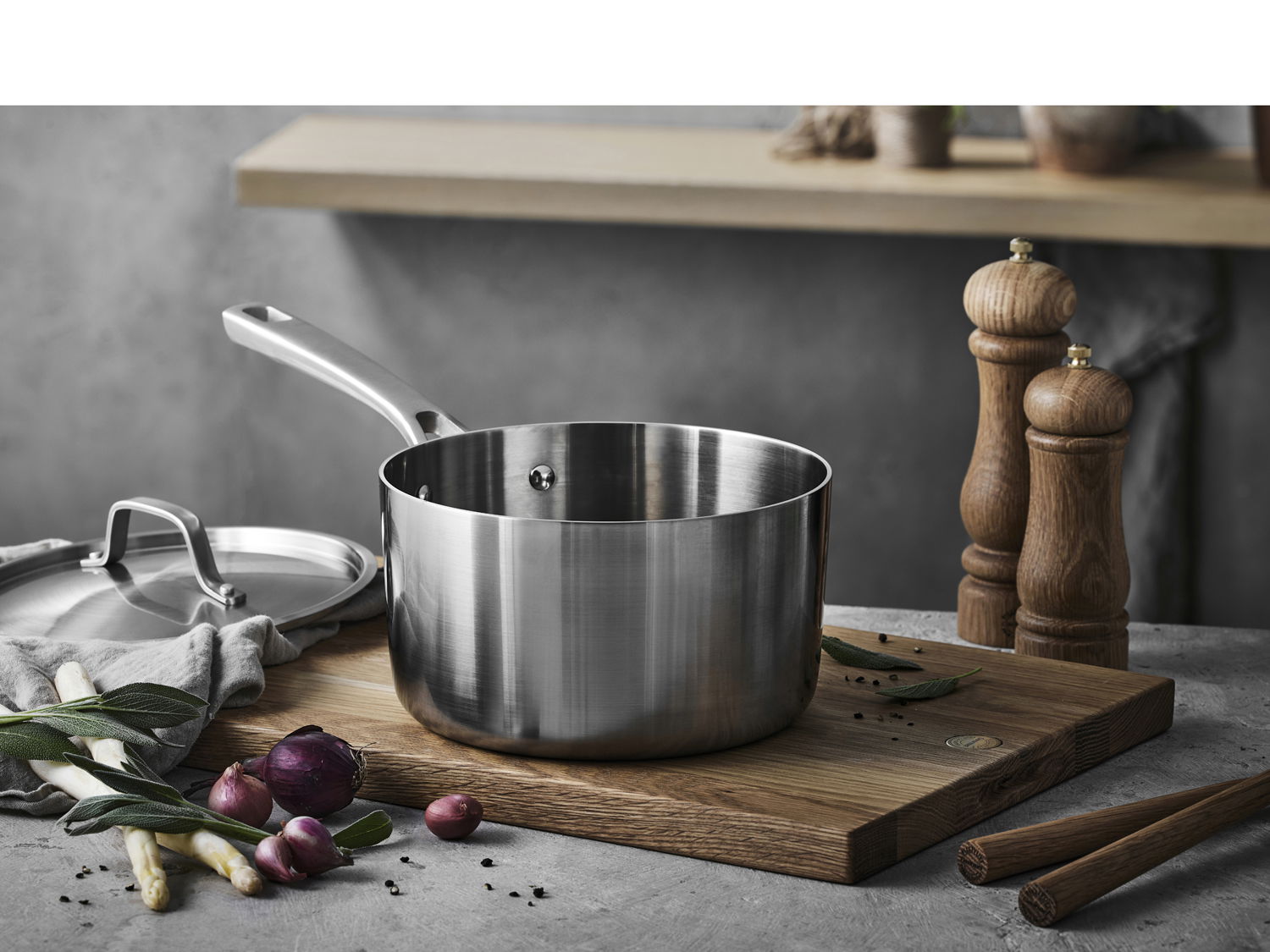 Pillivuyt Gourmet Divette Kasserolle med låg 20 cm Silver metallic
