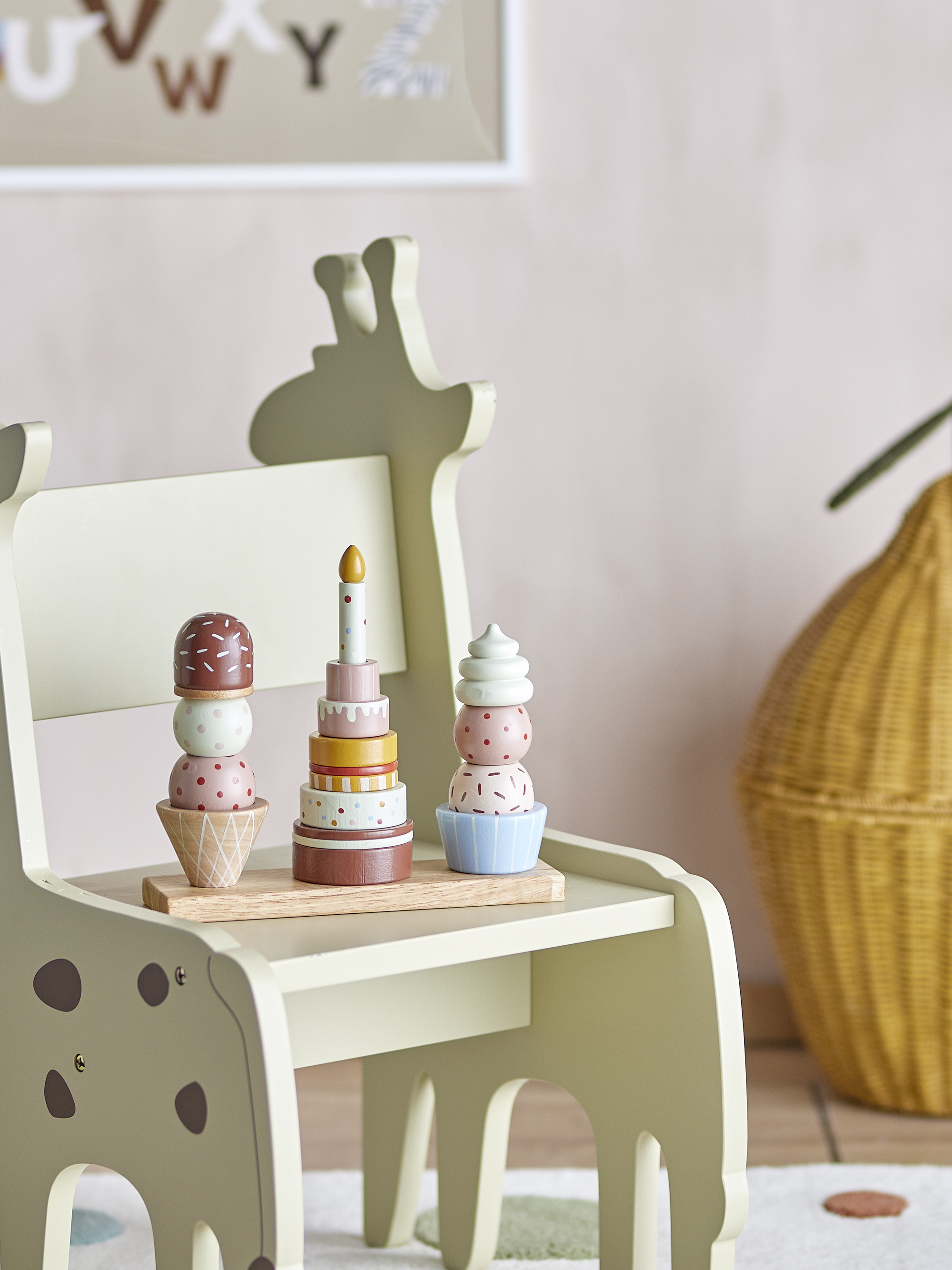 Celebrate Aktivitetslegetøj, Multifarvet, FSC®100%, Beech, L20,5xH23xW7 cm, Set of 18