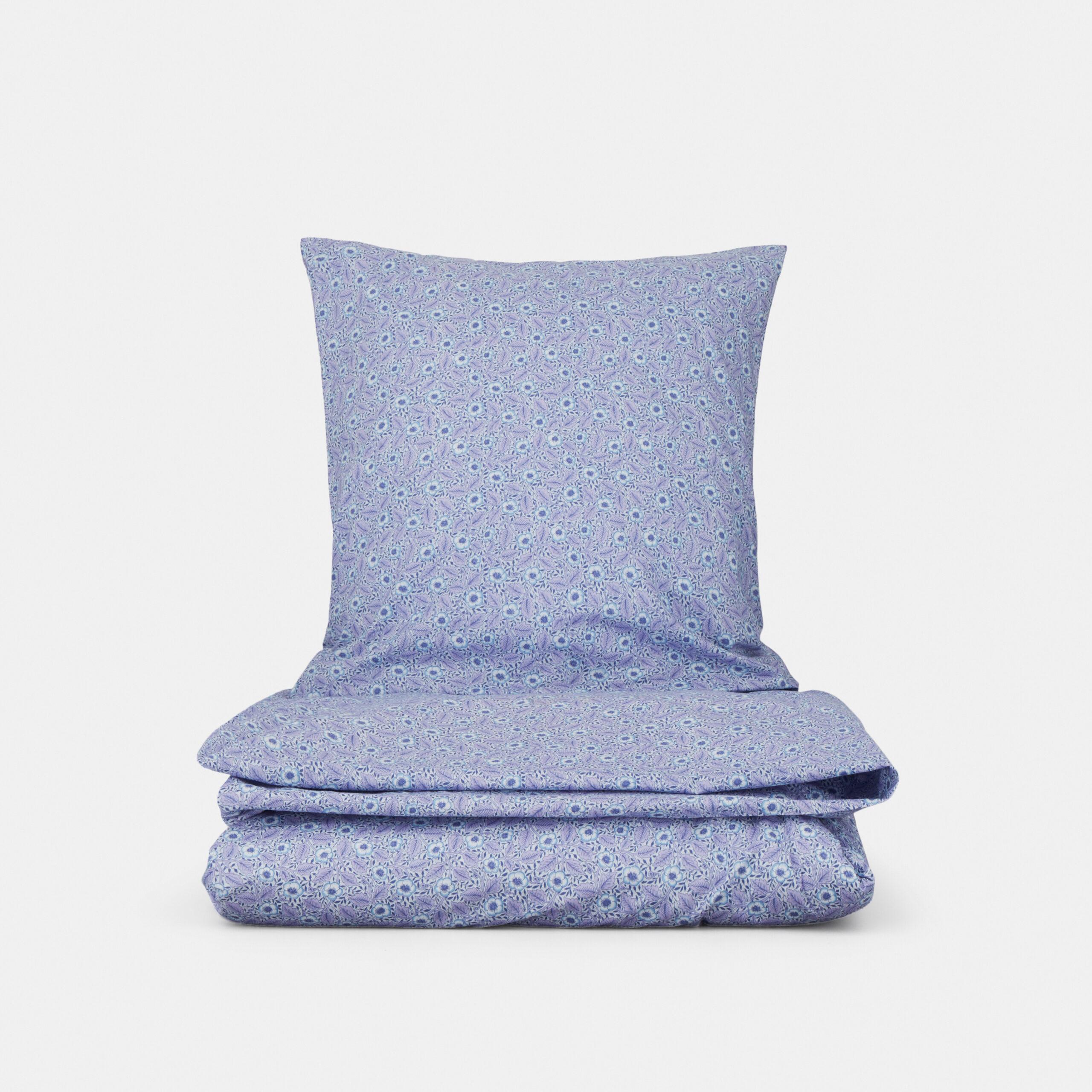Sengesæt Christchurch William Morris – Iris Blue 140X200 cm Sengesæt Christchurch William Morris – Iris Blue 140X200 cm
