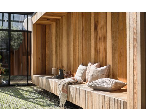 Villa Collection Midnat LED Loungelampe Dia 16 x 25,5 cm Lys brun