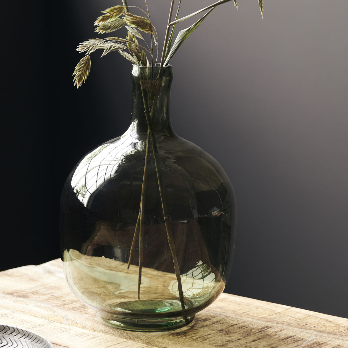 Tinka vase, H 23,5 cm,  mørkegrøn*