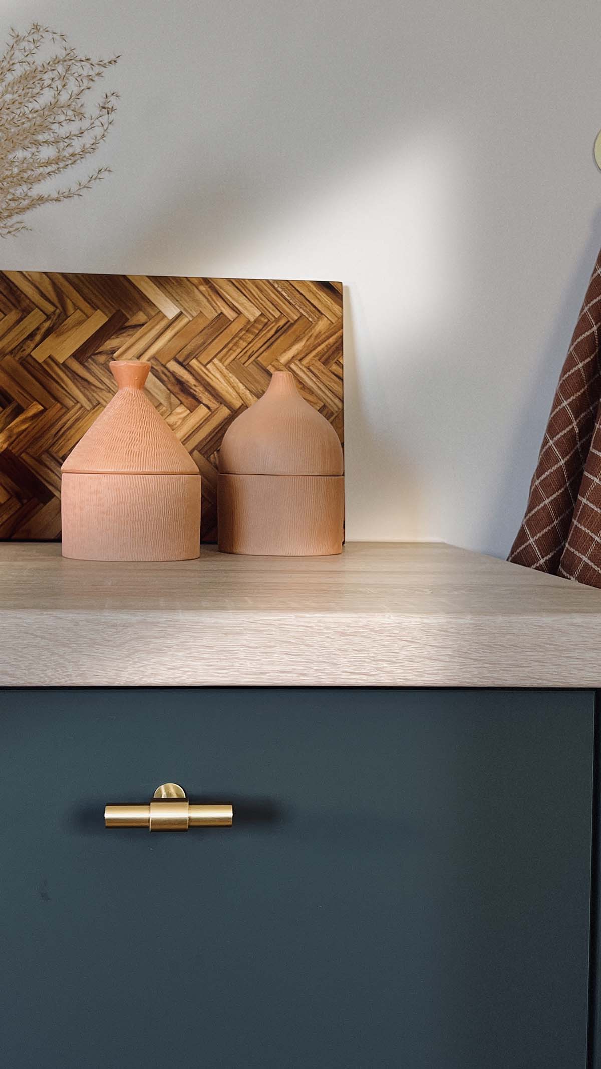MOUD Home VENTAS Knage – børstet messing