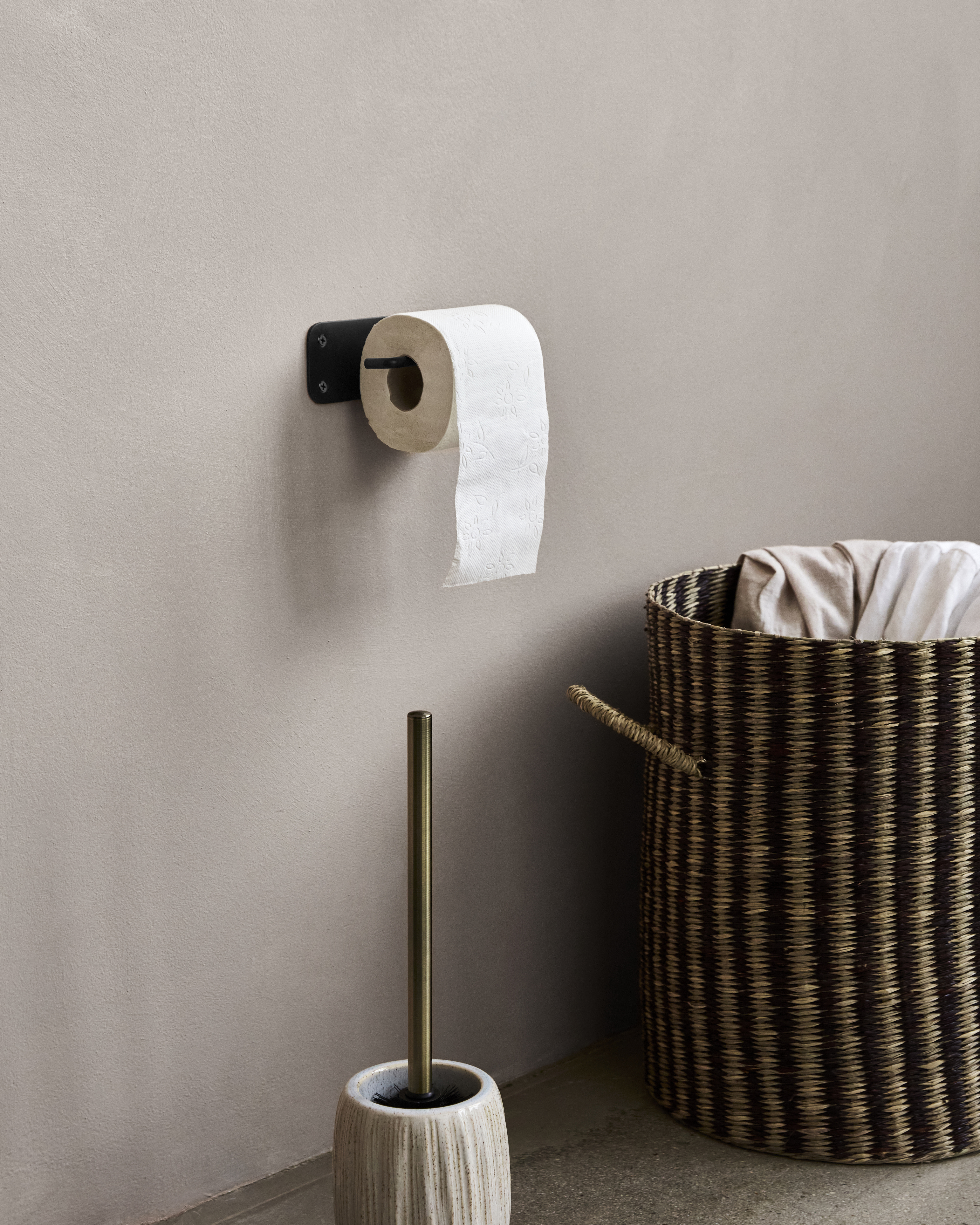 Toiletpapirholder, Pati, Sort
