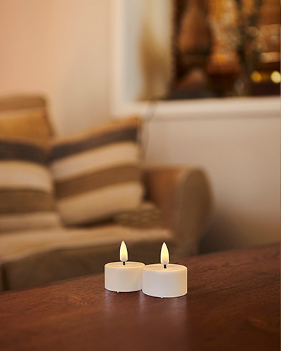 Sille Fyrfadslys, sæt á 2 stk., hvid Sille Fyrfadslys, sæt á 2 stk., hvid