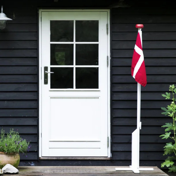 Langkilde & Søn Flagstang med Dannebrogsflag, 180 cm Langkilde & Søn Flagstang med Dannebrogsflag, 180 cm