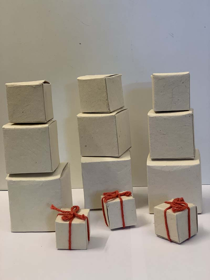Papir gaveæsker, 3, 4, 5 og 6 cm, 3 sæt* Papir gaveæsker, 3, 4, 5 og 6 cm, 3 sæt*