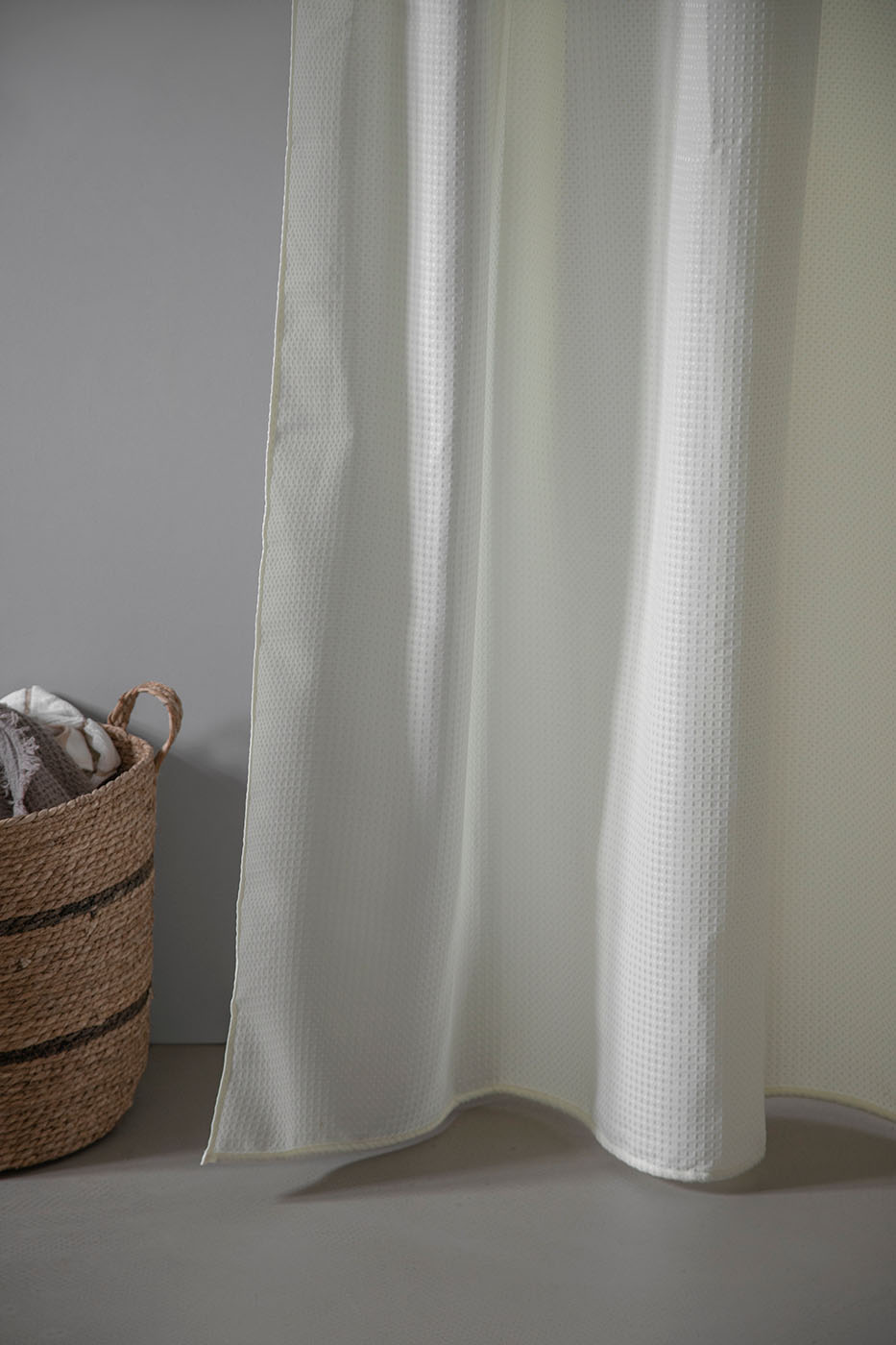MOUD Home WAFFLE badeforhæng beige - 180x200 cm