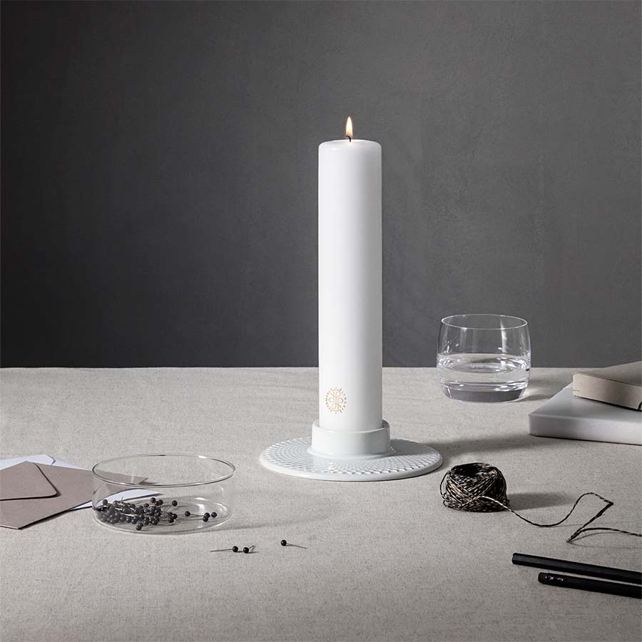 Rhombe Logo Bloklys, hvid H25 hvid fuldraffineret specialvoks Rhombe Logo Bloklys, hvid H25 hvid fuldraffineret specialvoks