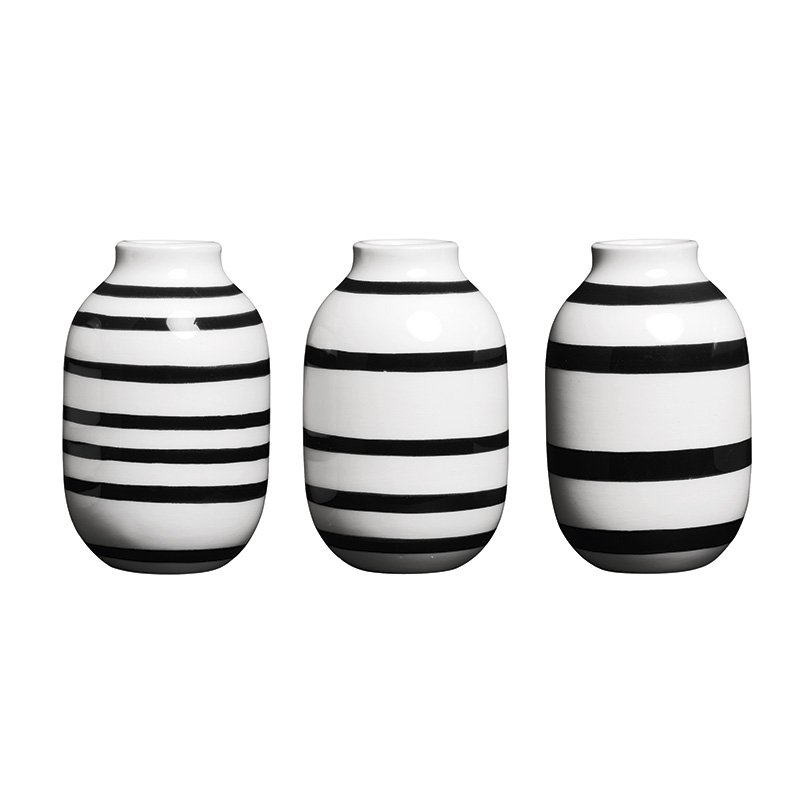 Se Kähler - Omaggio vase miniature, 8 cm, 3-pak sort hos Rikki Tikki Shop