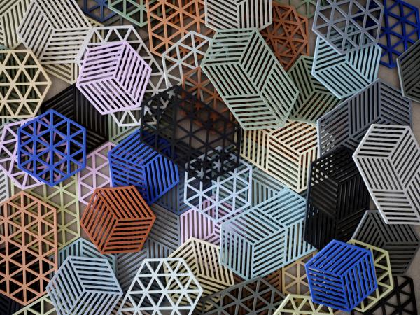 Bordskåner Hexagon Black L24