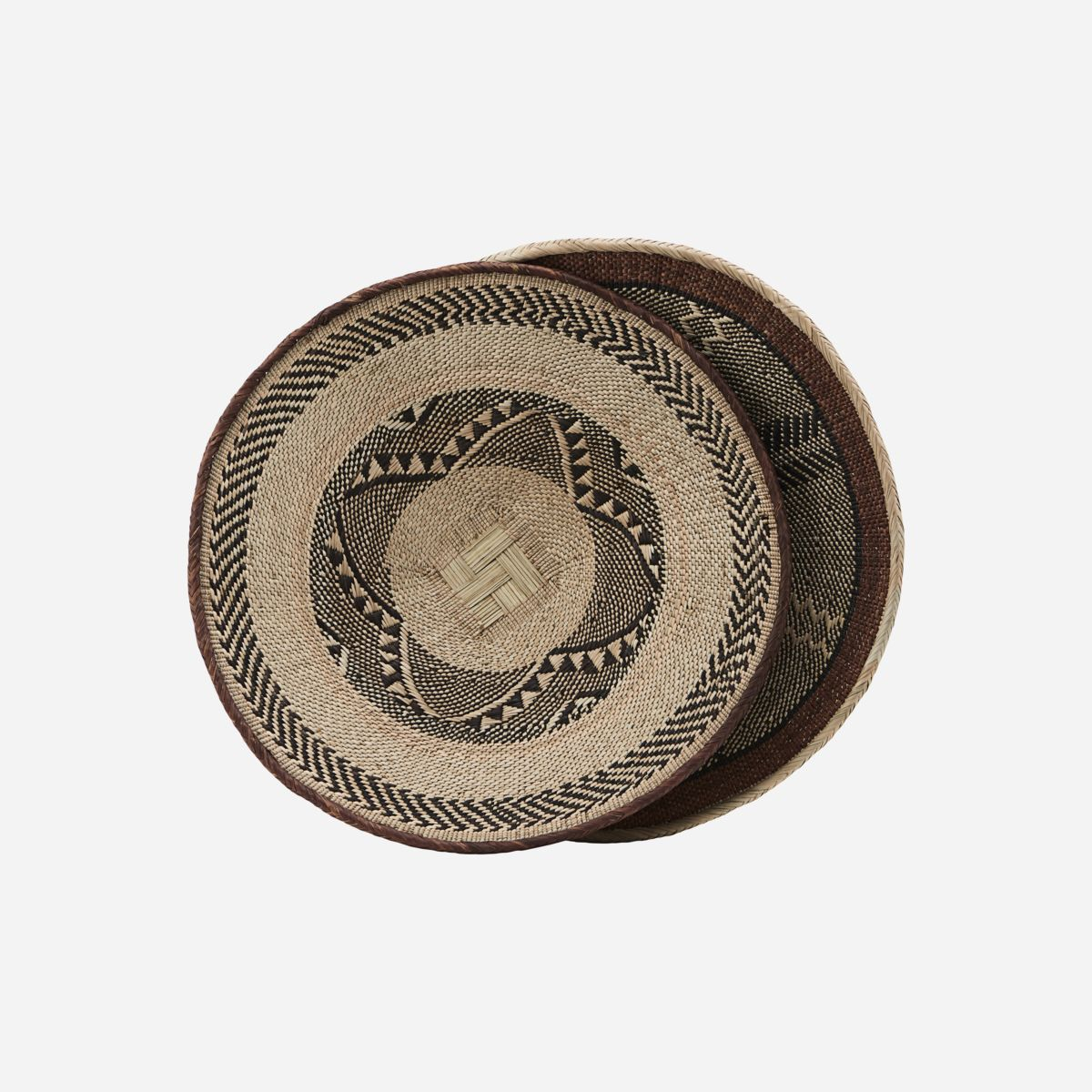 Opbevaringskurv House Doctor Tonga Ø45 cm ilala palmeblad lys/mørkebrun