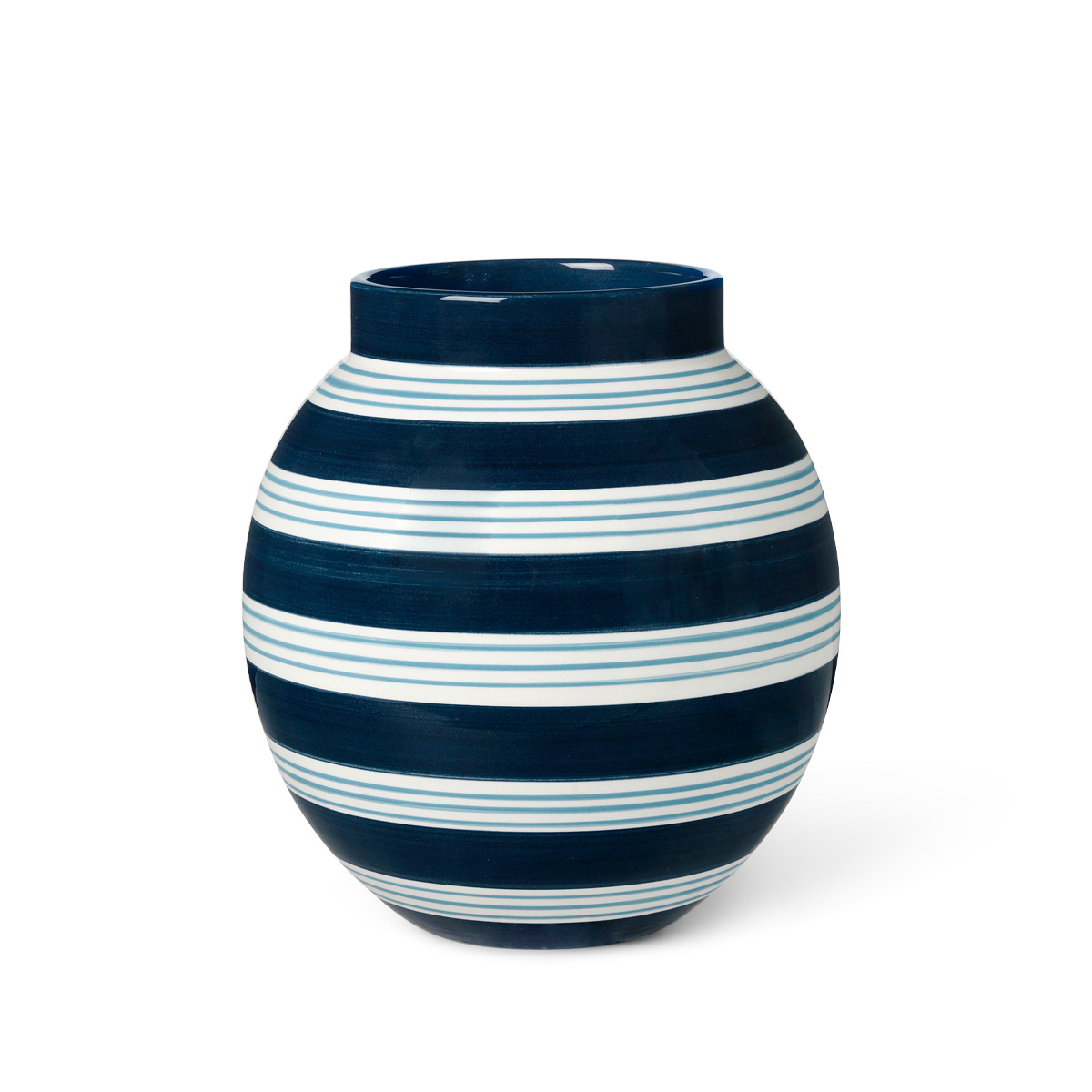 Se Kähler - Omaggio Nuovo Vase 20,5 cm, mørk blå hos Rikki Tikki Shop