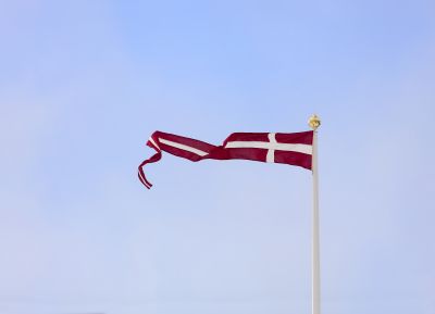 Stander - Original - Passer til 8m flagstang