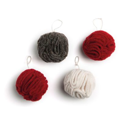 X-mas ornaments, 4 pcs.